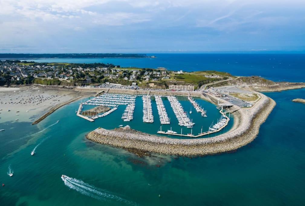 50M De La Plage: Studio Au Coeur Du Centre ! Saint-Cast-le-Guildo Exterior foto
